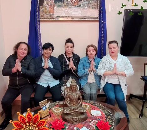 La Comunidad Hindú celebra la gran acogida que han recibido las visitas guiadas a su templo