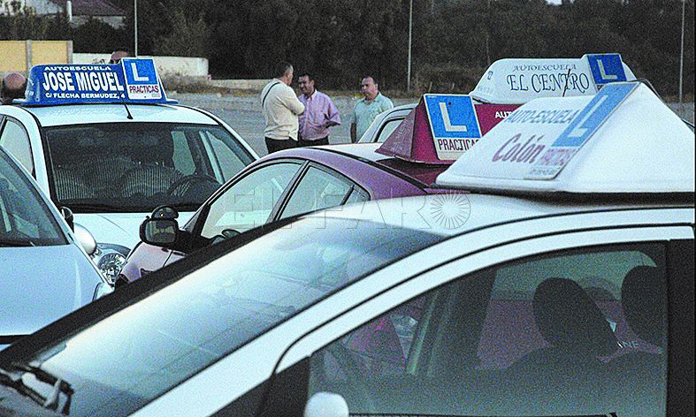 Ya se puede consultar la nota del examen teórico del permiso de conducir en la app MiDGT