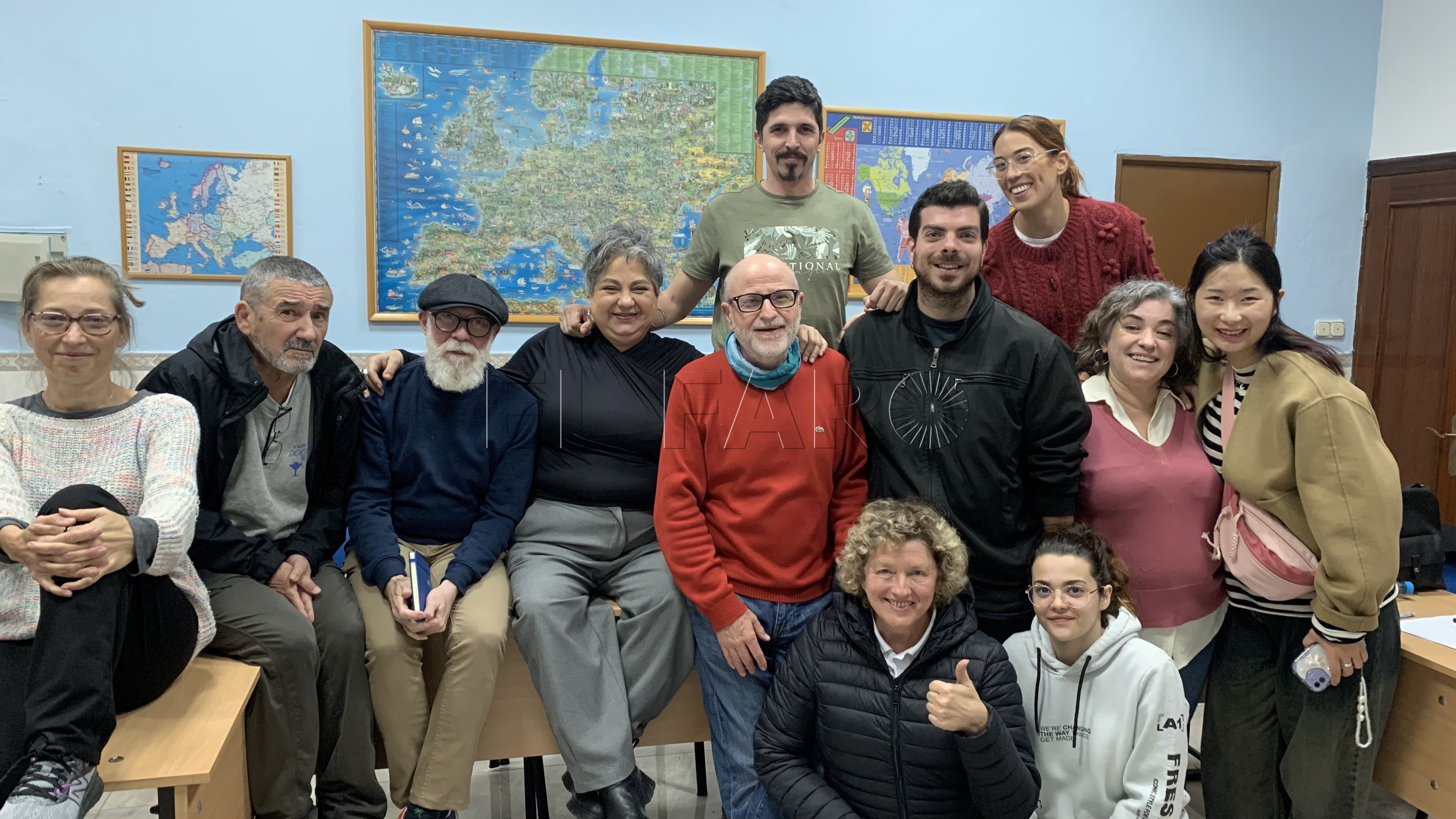 Nuevo espectáculo de Ballet Colores, Zíngaros del Sur y Mirrolde Teatro por el día de la Danza