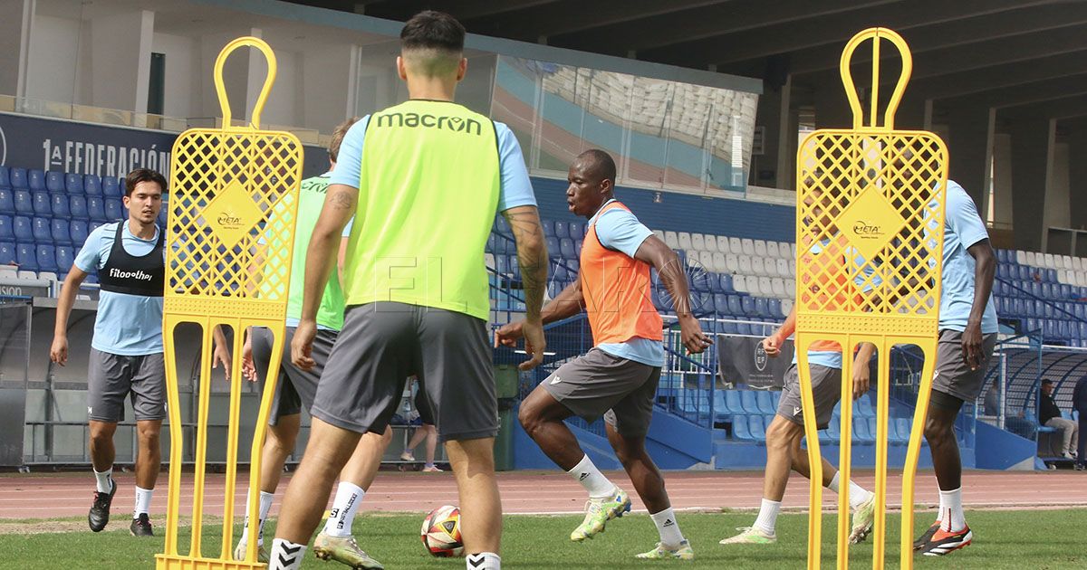 La UD Melilla inicia el trabajo diario de cara al próximo envite