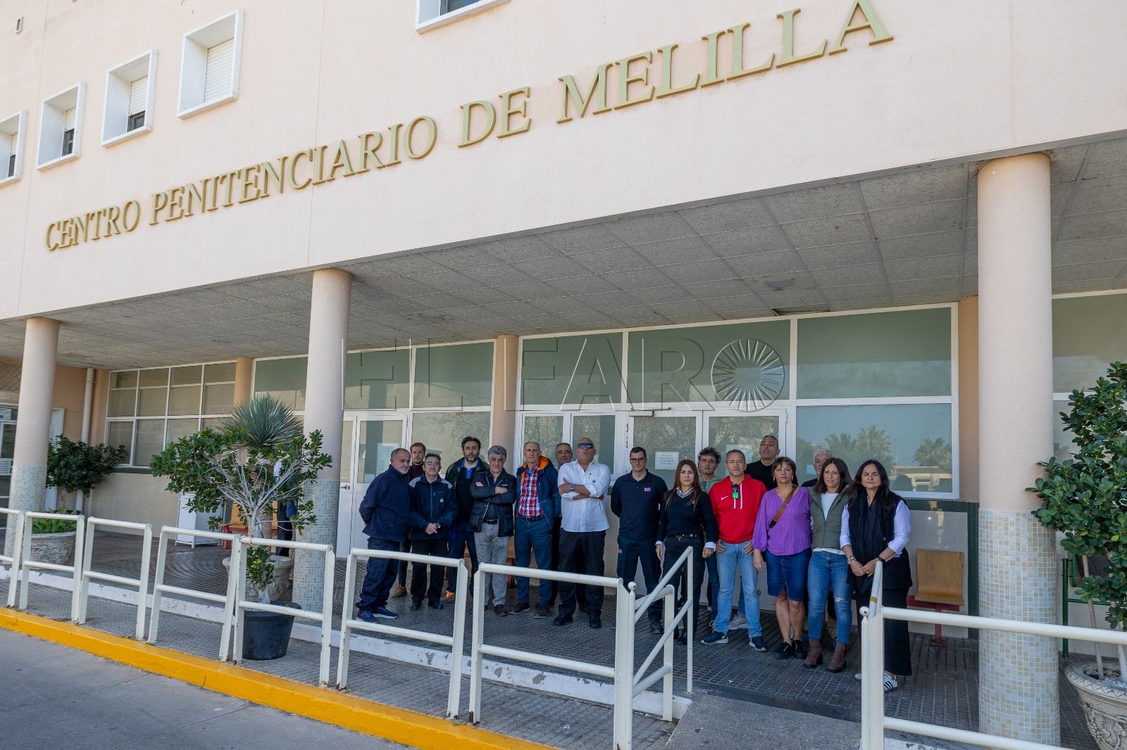 Concentración en la cárcel de Melilla en solidaridad con la funcionaria de prisión asesinada en Tarragona