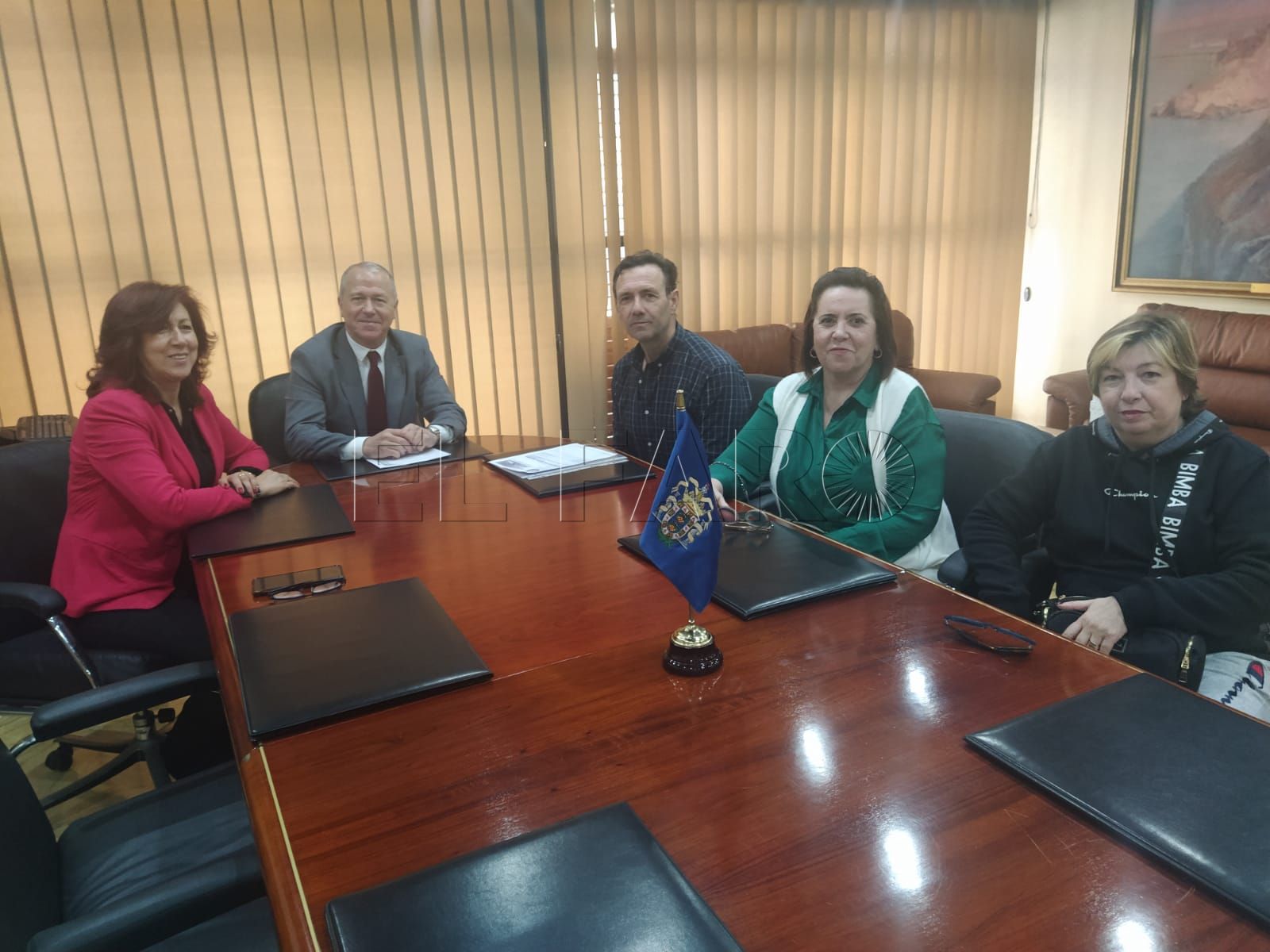 Marín se compromete también a estudiar la instalación de ascensores en el Tiro Nacional