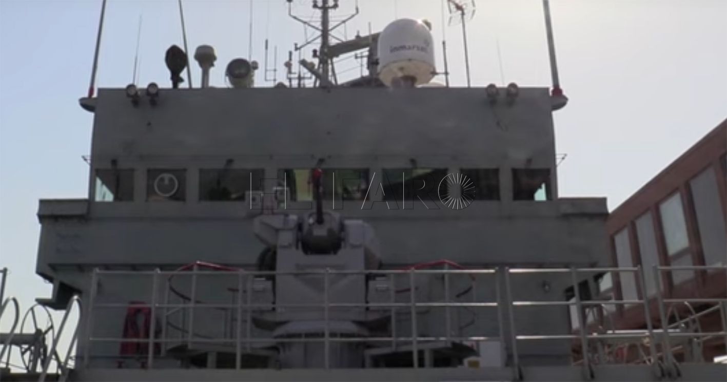 El patrullero de la Armada 'Centinela' vigila un convoy de buques rusos en aguas del sur peninsular