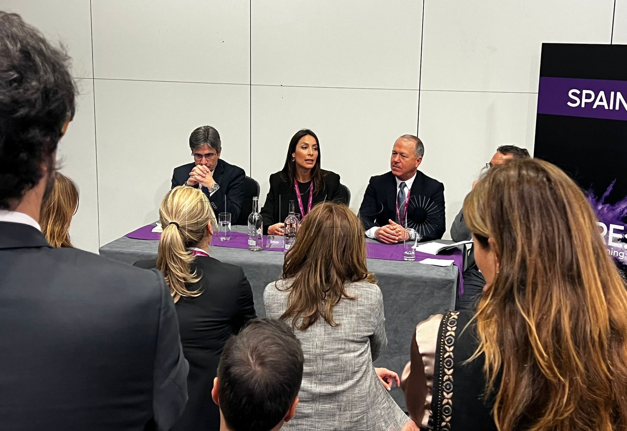 Promesa expone en Málaga las ventajas fiscales y económicas de Melilla