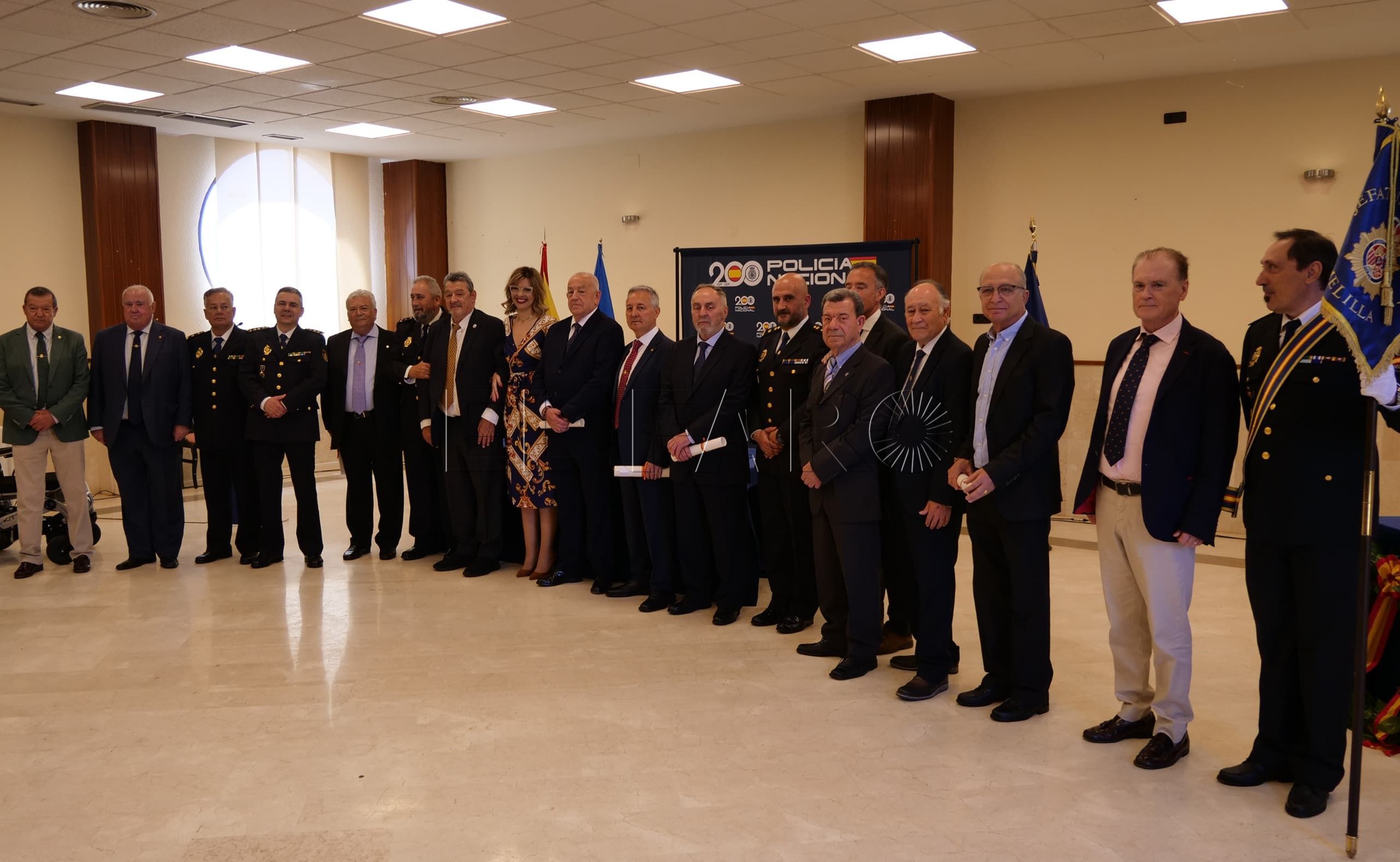 La Jefatura Superior rinde homenaje a 8 policías nacionales por su paso a la jubilación