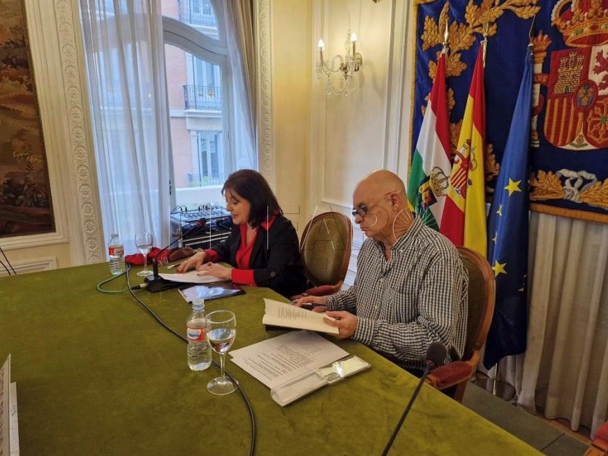 El poeta melillense Fernando Fiesta presenta su nuevo libro en Madrid