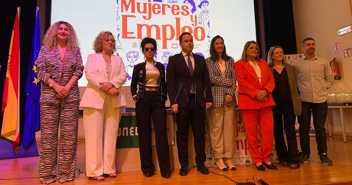 El I Foro Mujeres y Empleo trata el papel de la mujer en el mercado laboral y los problemas a los que se enfrentan
