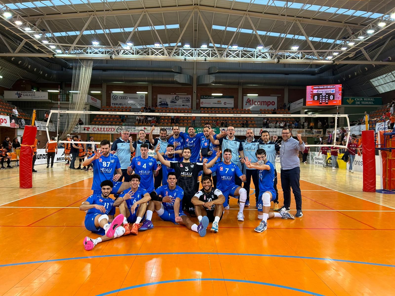 El CV Melilla busca la final de la Superliga