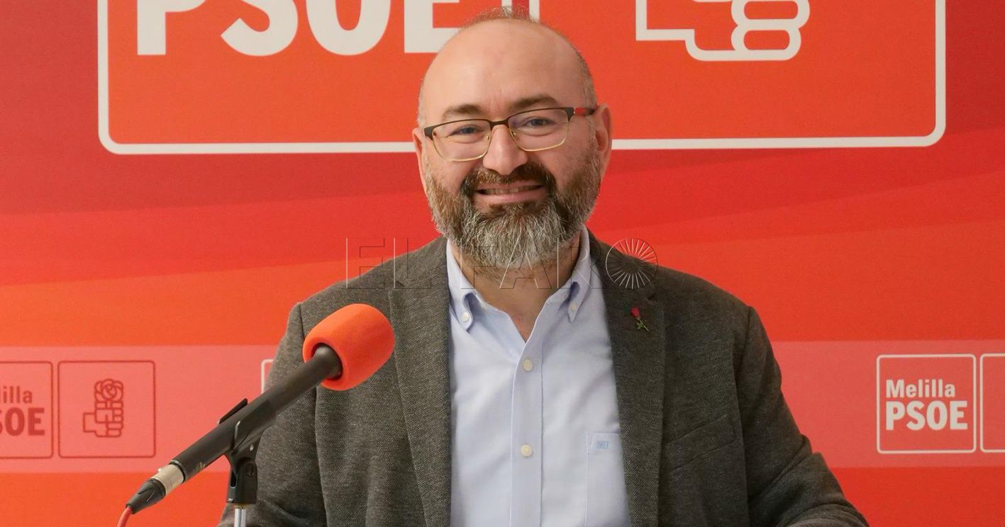 El PSOE felicita a los socialistas vascos por su resultado, que les permite ser claves en Euskadi
