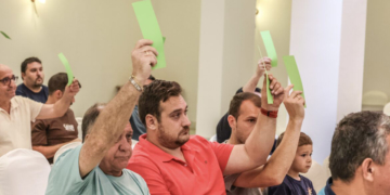Los socios asistentes aprobaron por mayoría absoluta una considerable rebaja en los precios y nuevas promociones para incentivar a los aficionados.