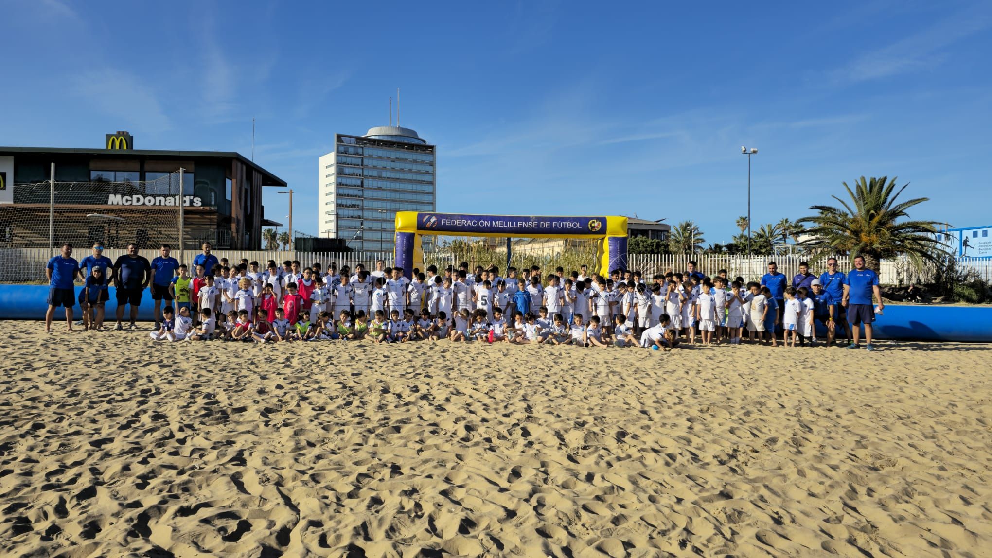 La Fundación de la RFMF lleva el fútbol a la playa