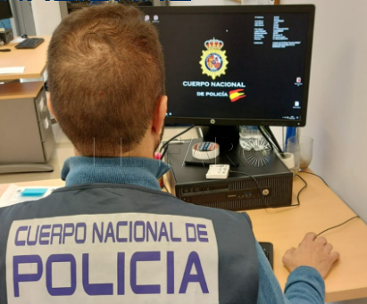 Dos detenidos por robar ambos en el mismo estanco