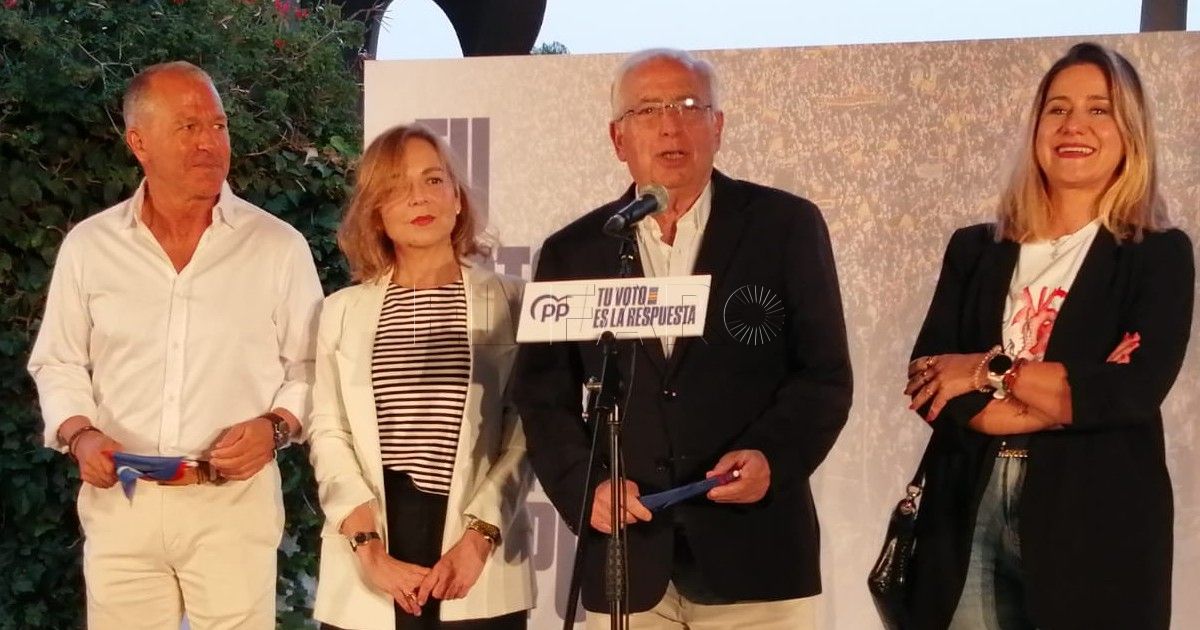 Imbroda está convencido que Sánchez "cae" si el PP gana las elecciones