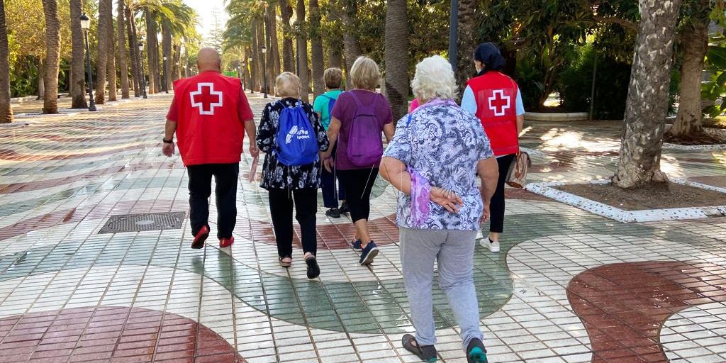 Cruz Roja alerta de la violencia ejercida contra las mujeres mayores