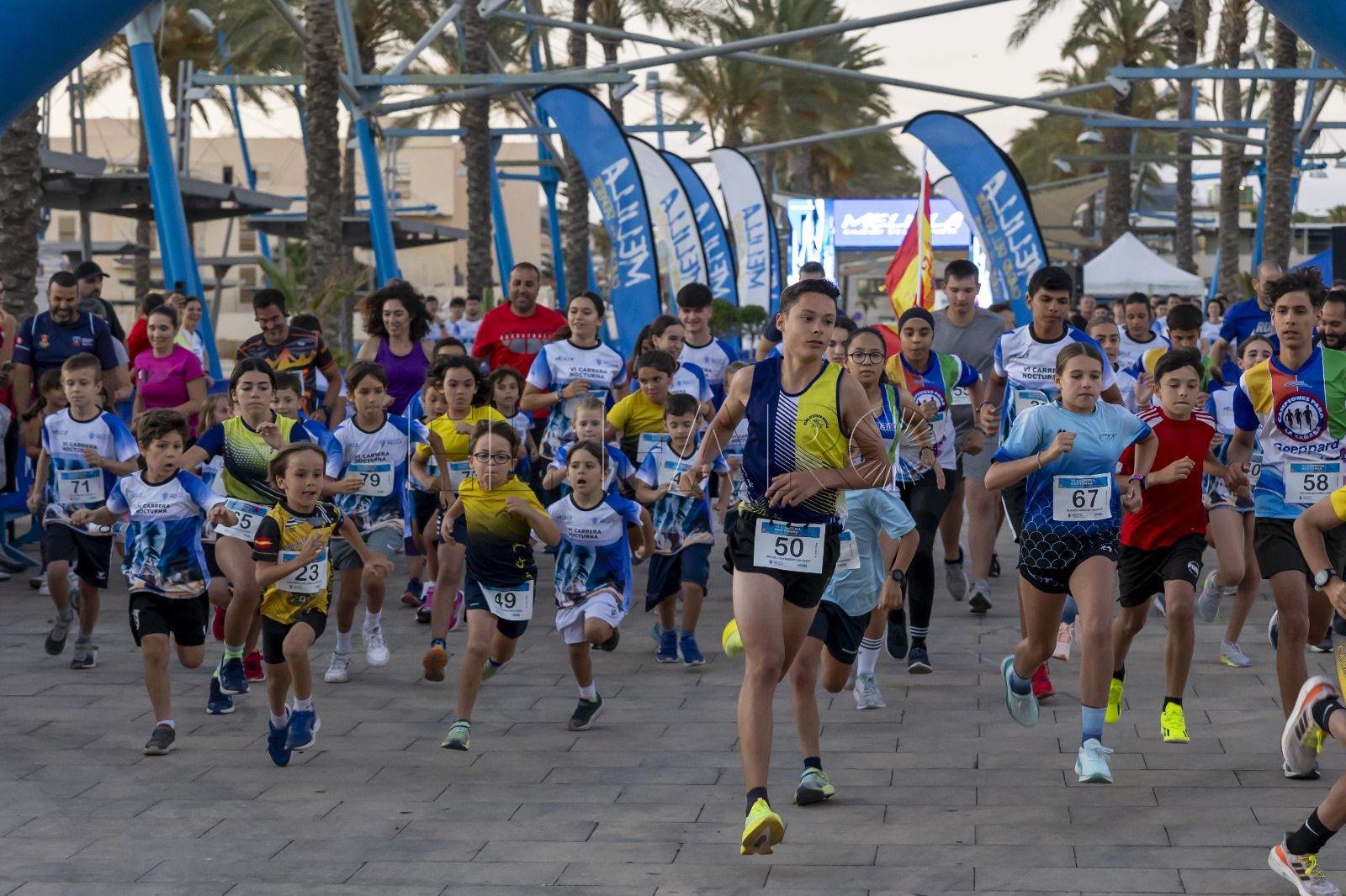 Edu Calderay y Julia Pérez ganan la VI Carrera Nocturna