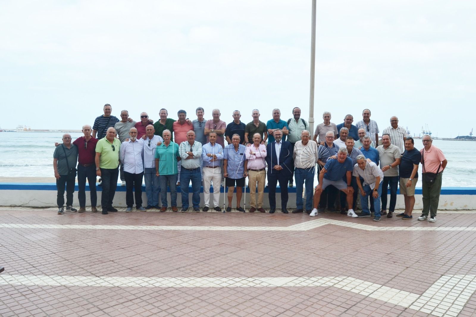 Caluroso homenaje a Paco Benítez Muñoz