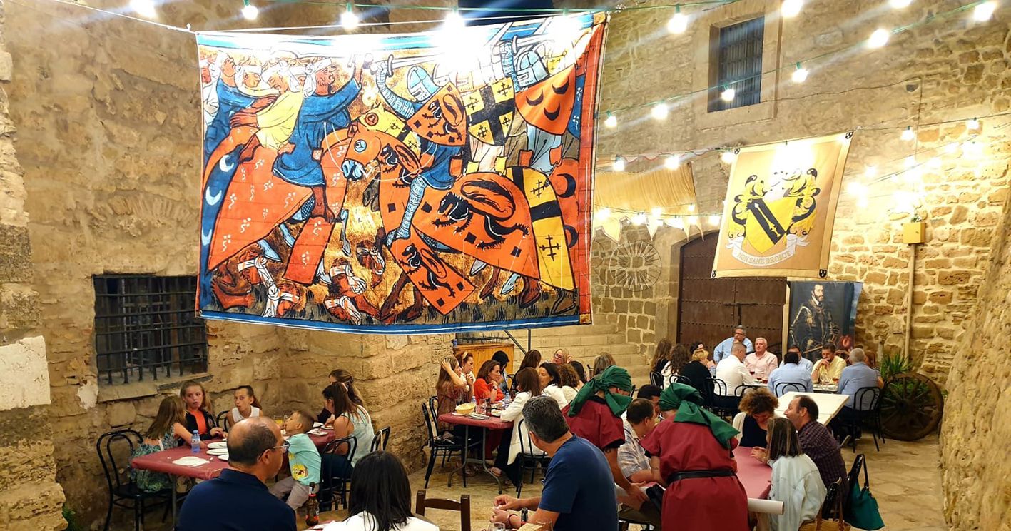 La Casa de Ceuta en Melilla califica como "éxito rotundo" el Mercado Renacentista