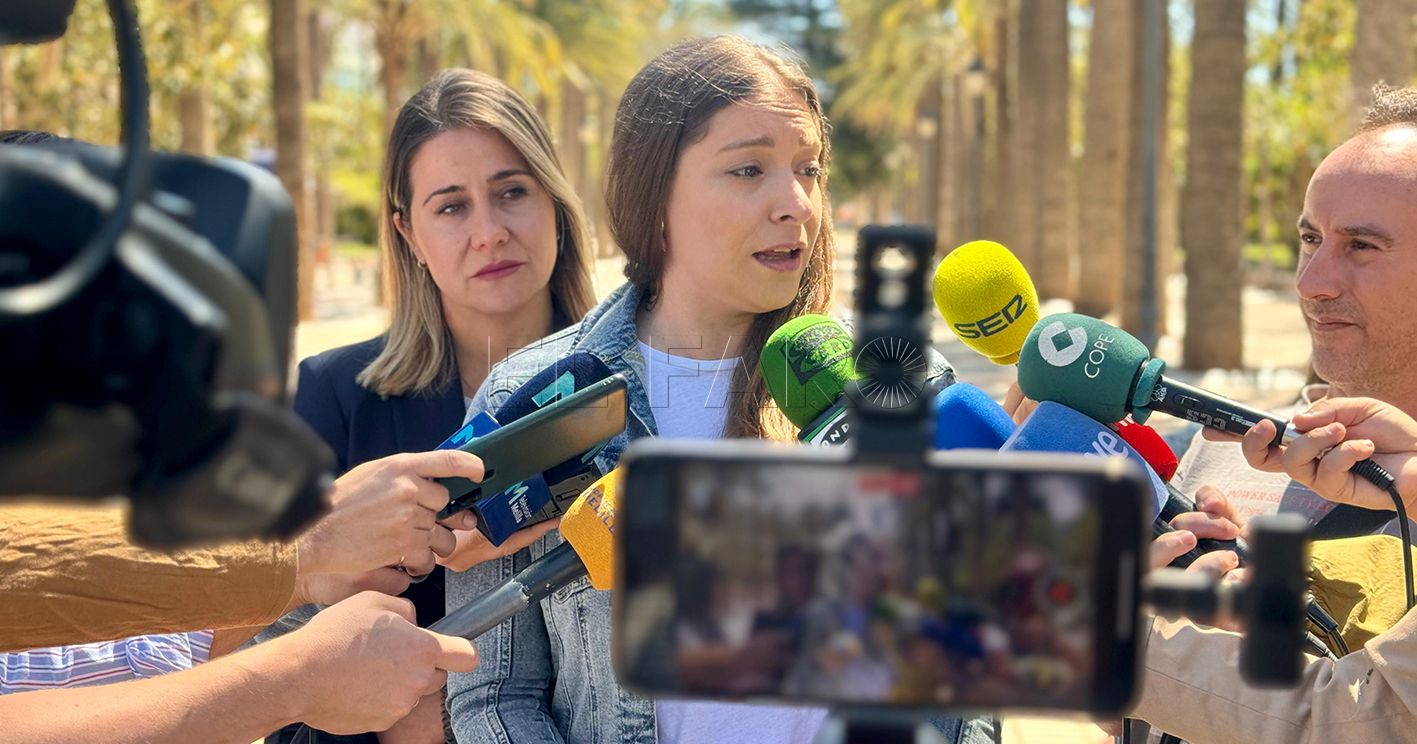 Ester Muñoz critca la "incompetencia" de Mónica García