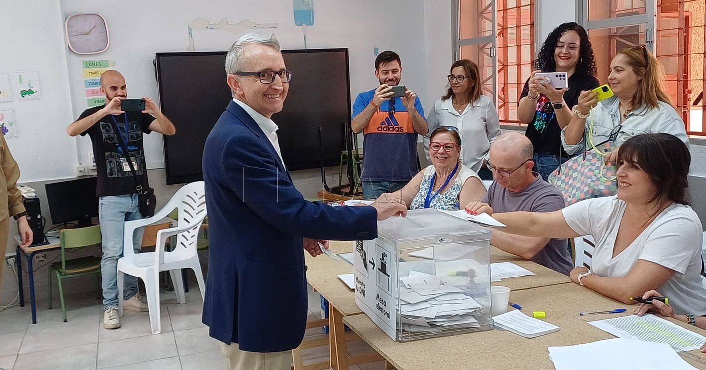 Vox celebra el aumento en porcentaje de voto en Melilla