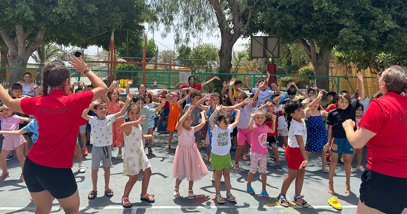 Bonnemaison visita el segundo taller de inglés de Educa Verano con 110 niños beneficiarios