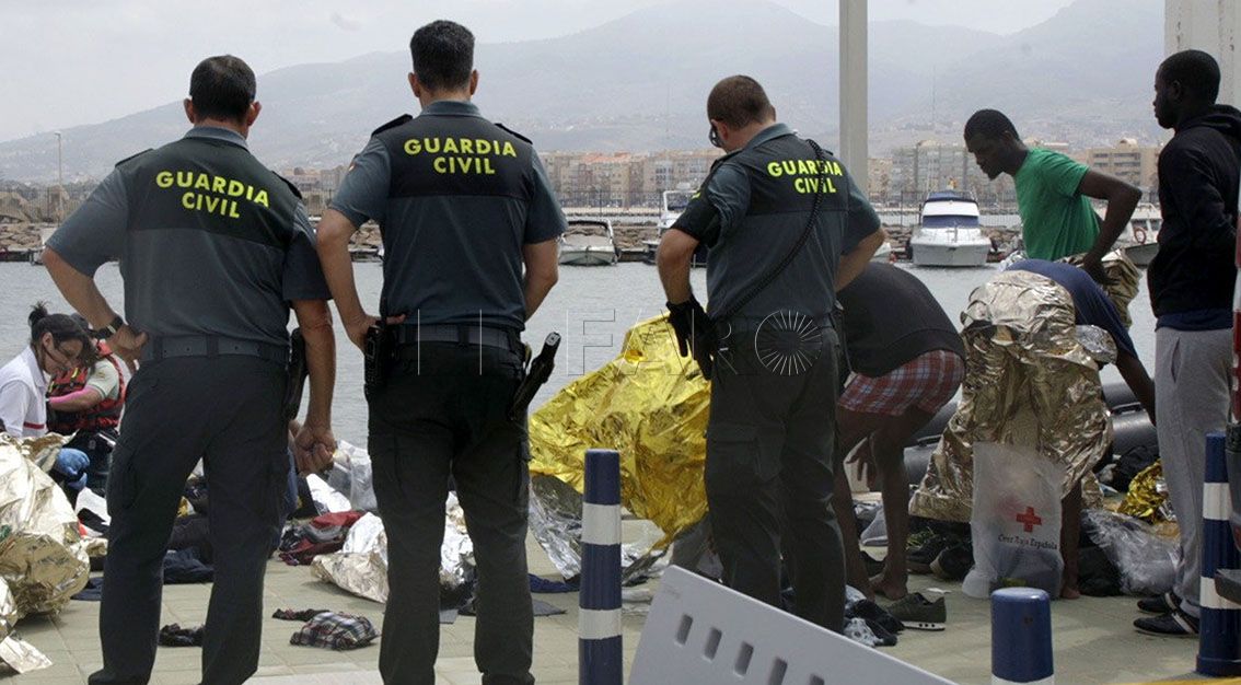 AUGC y SUP reclaman al Gobierno que los guardias civiles y los policías recuperen la paga extra íntegra