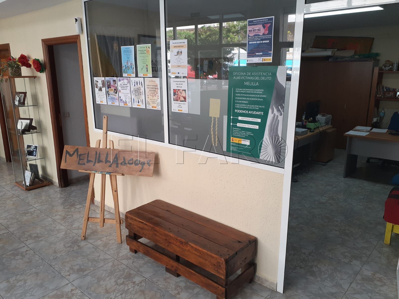 Melilla Acoge le da un reconocimiento a Ino y Sergloform por su colaboración