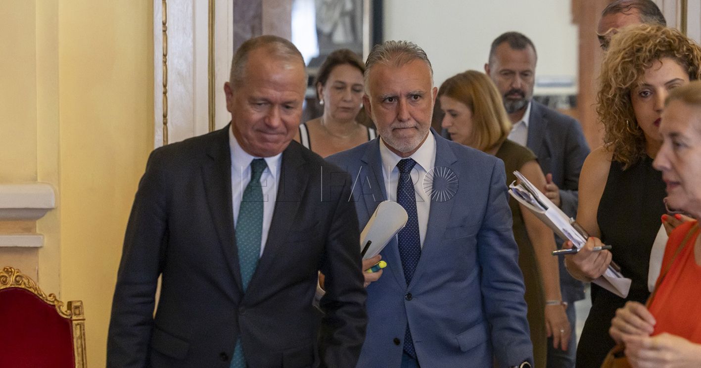 El ministro Torres dice que el reparto de menores solo se hará cambiando la ley