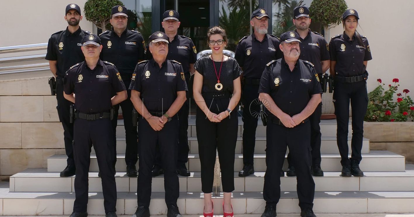 Seis inspectores de la Policía Nacional en prácticas refuerzan la seguridad en Melilla