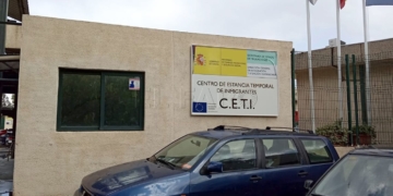 Vista del Centro de Estancia Temporal de Inmigrantes (CETI) a la península en el que se encuentran este miércoles 468 inmigrantes subsaharianos, marroquíes y argelinos y donde se ha registrado un caso positivo de coronavirus. EFE/ Reduan Dris