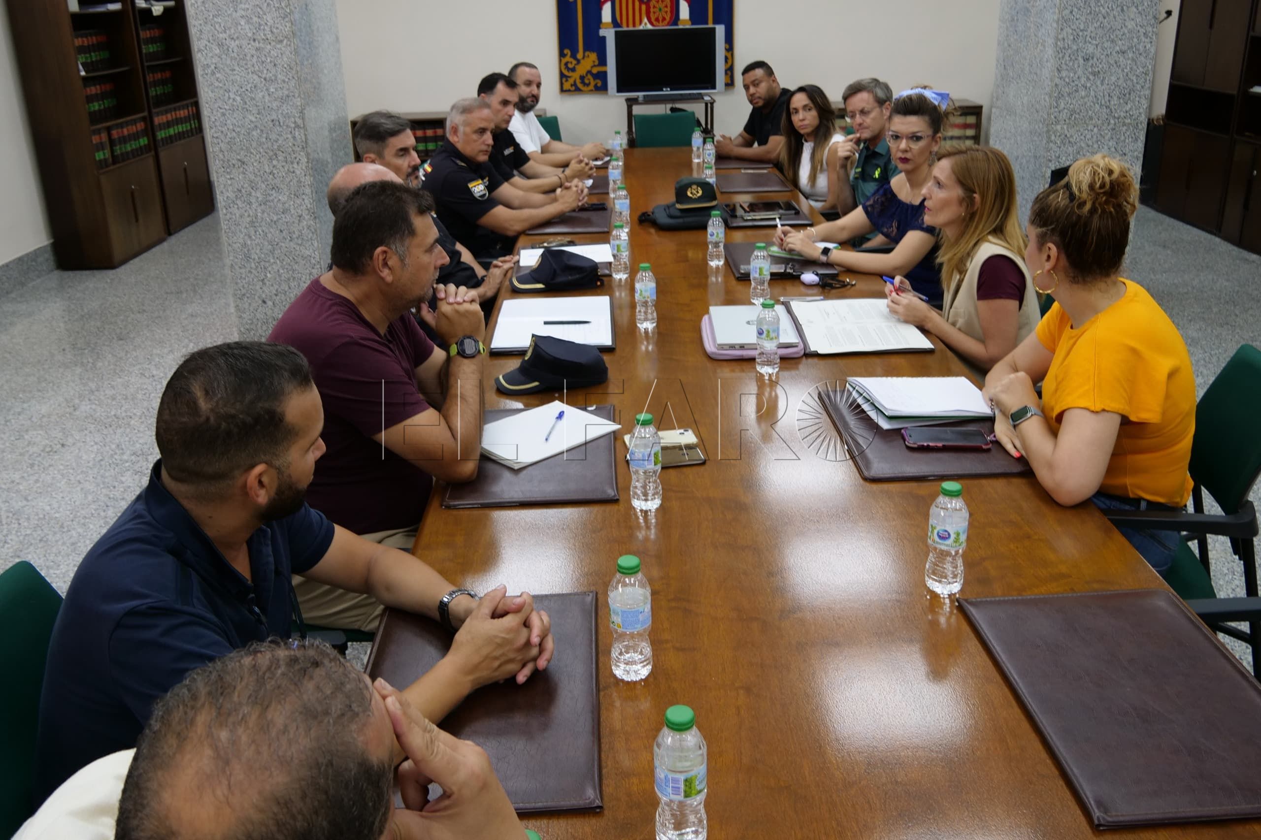 Reunión con empresarios de hostelería para que se adhieran al Punto Violeta