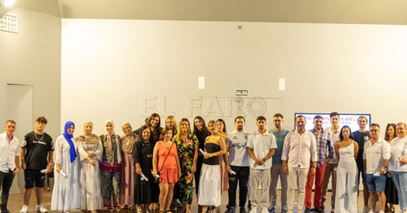 Graduación de alumnos de 4º de la ESO del CEPA Carmen Conde Abellán