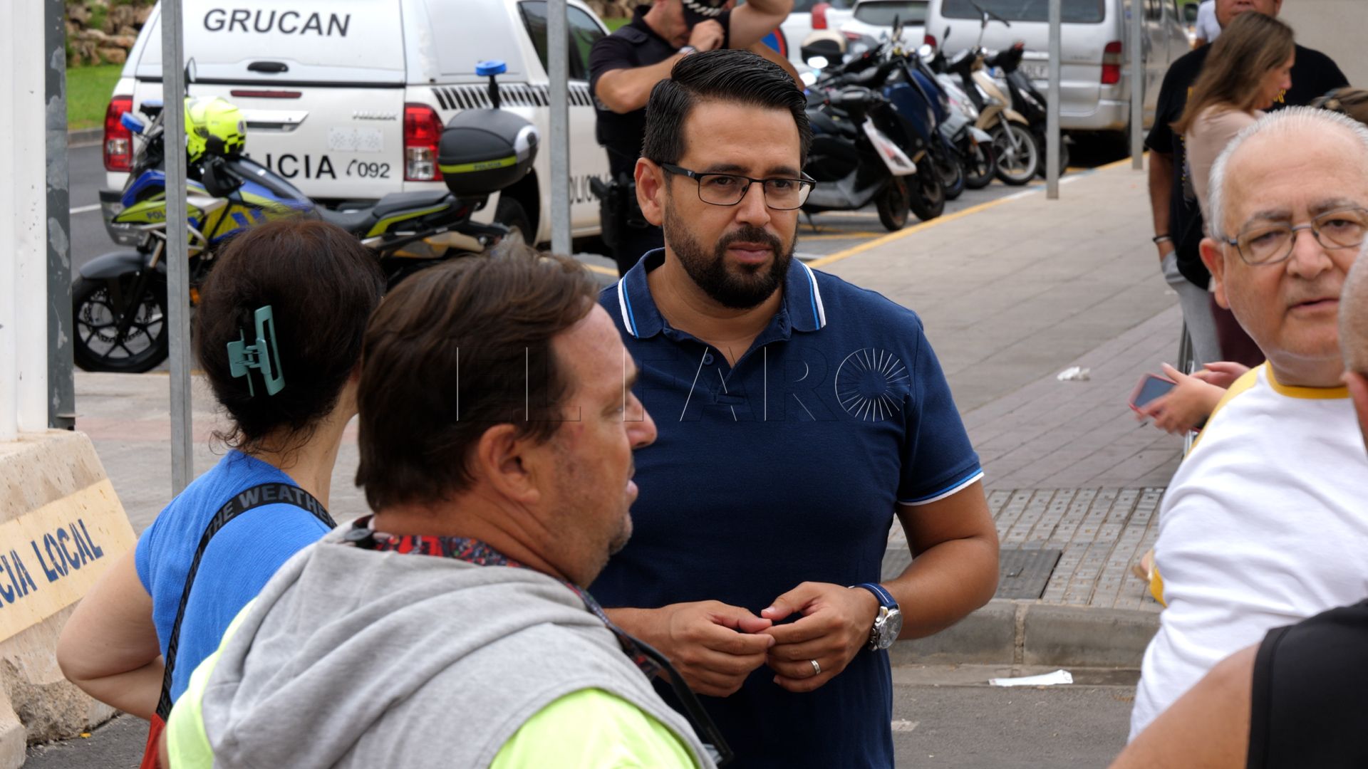 Somos Melilla critica la falta de organización y las colas para la compra de entradas de conciertos