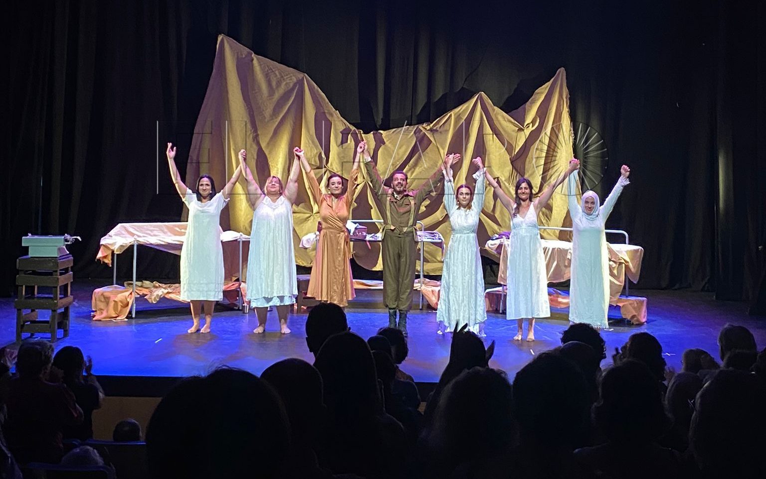 Sibila Teatro triunfa en Chiclana con 'Carlota O'Neill: Romanzas en la Guerra Civil'