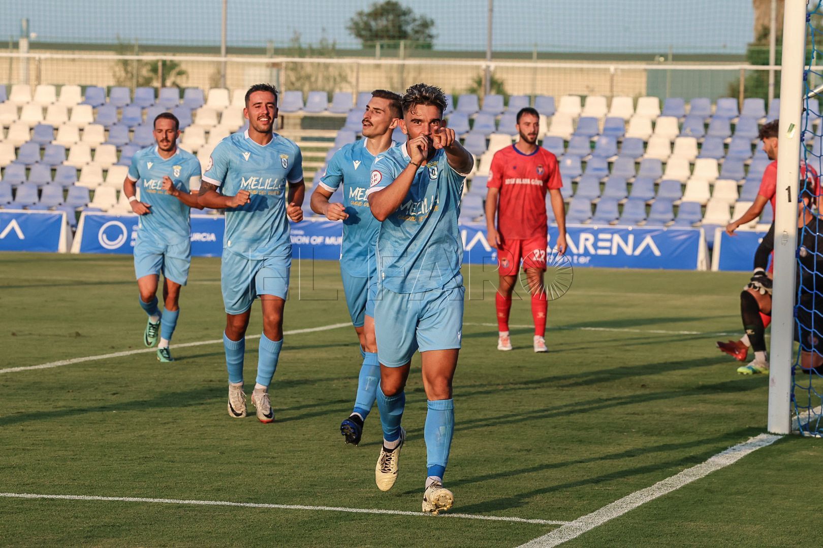 La UD Melilla rompe el partido en la segunda mitad