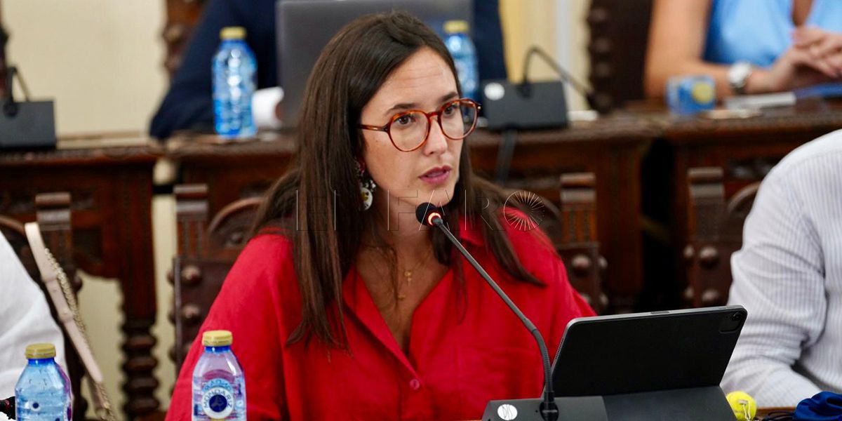 El pleno regulariza la situación laboral de un empleado público