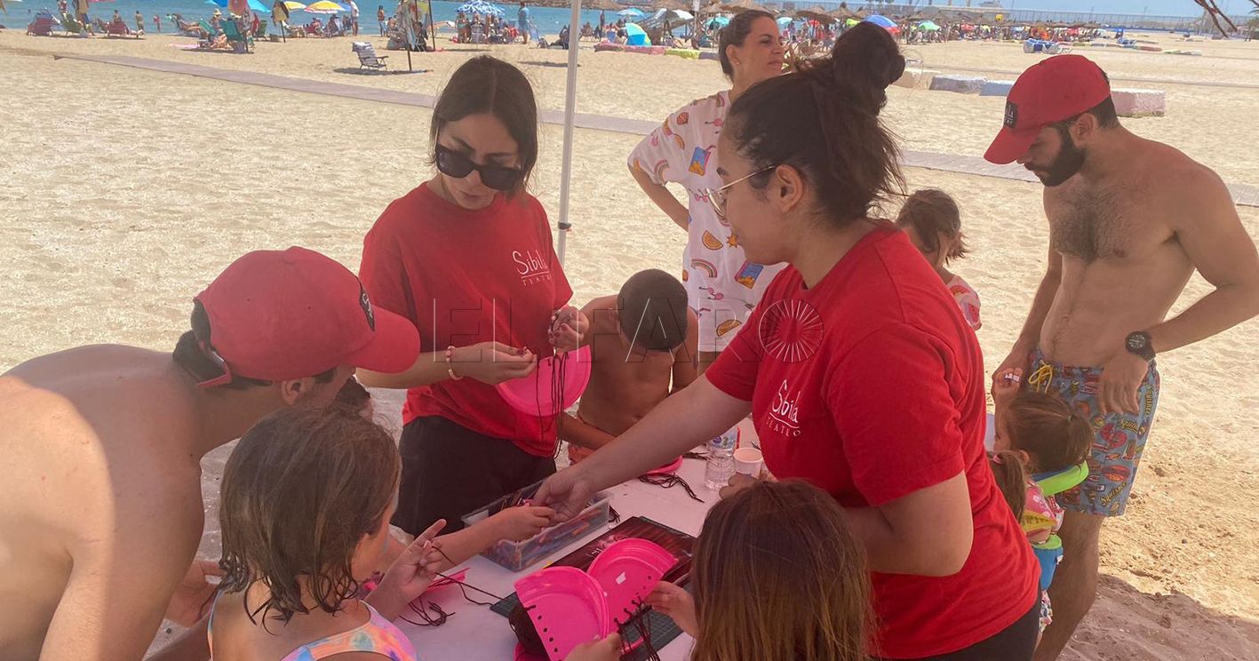 Terminan con gran éxito los teatros, juegos y talleres en las playas