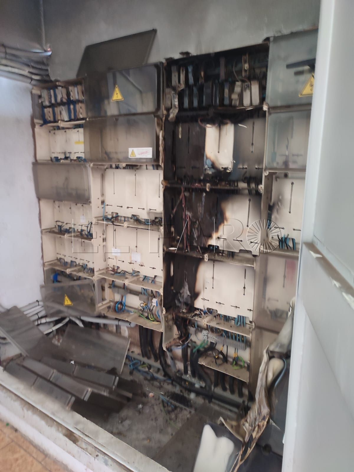 Un incendio deja sin luz a los comercios de la Constitución