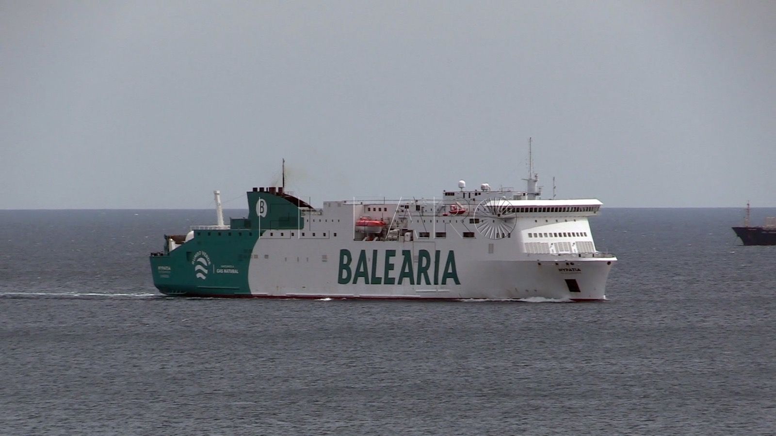 La situación del contrato marítimo de Melilla lleva al Gobierno a elevar el compromiso de gasto