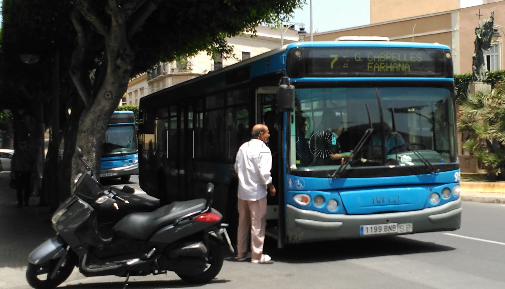 Melilla merece un buen transporte público