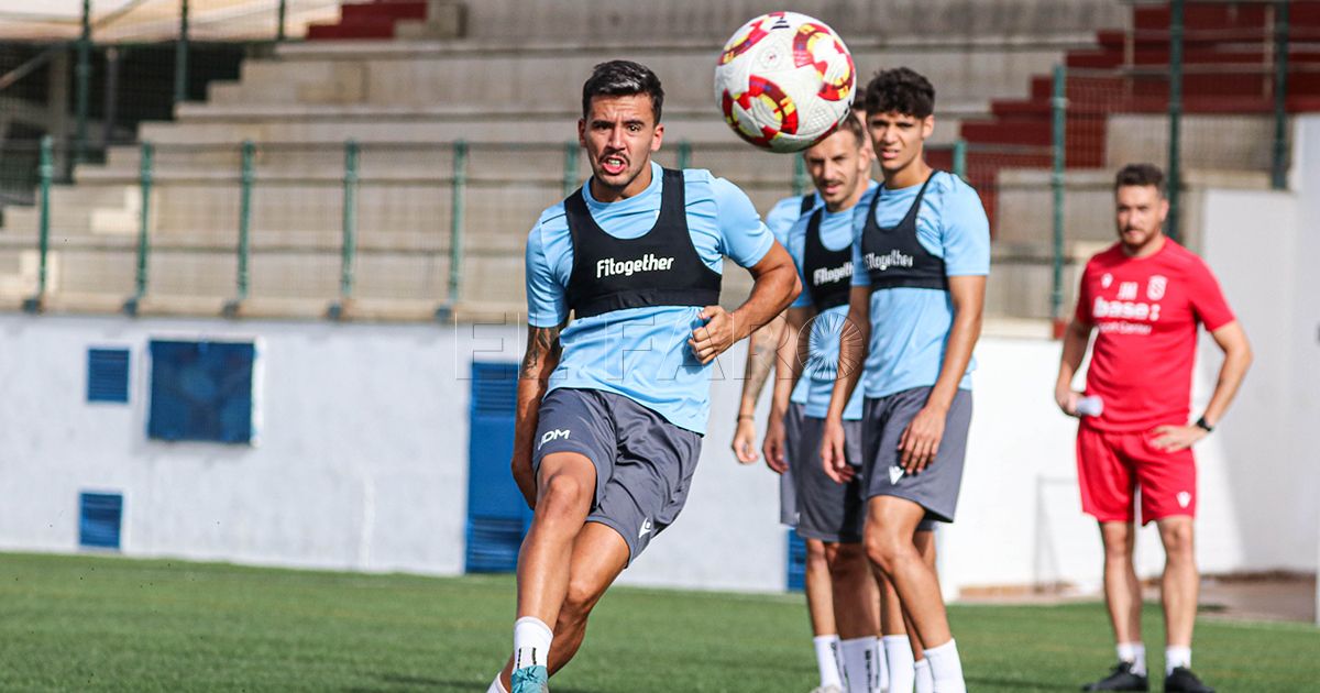 La UD Melilla debuta como local