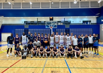 El Melilla Ciudad del Deporte Baloncesto se enfrentó el pasado martes en un partido de entrenamiento, en el pabellón Guillermo García Pezzi, a la escuadra del MCD Enrique Soler.