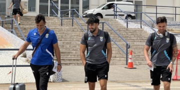 Los componentes de la plantilla azulina volverán a desplazarse a la península mañana viernes.