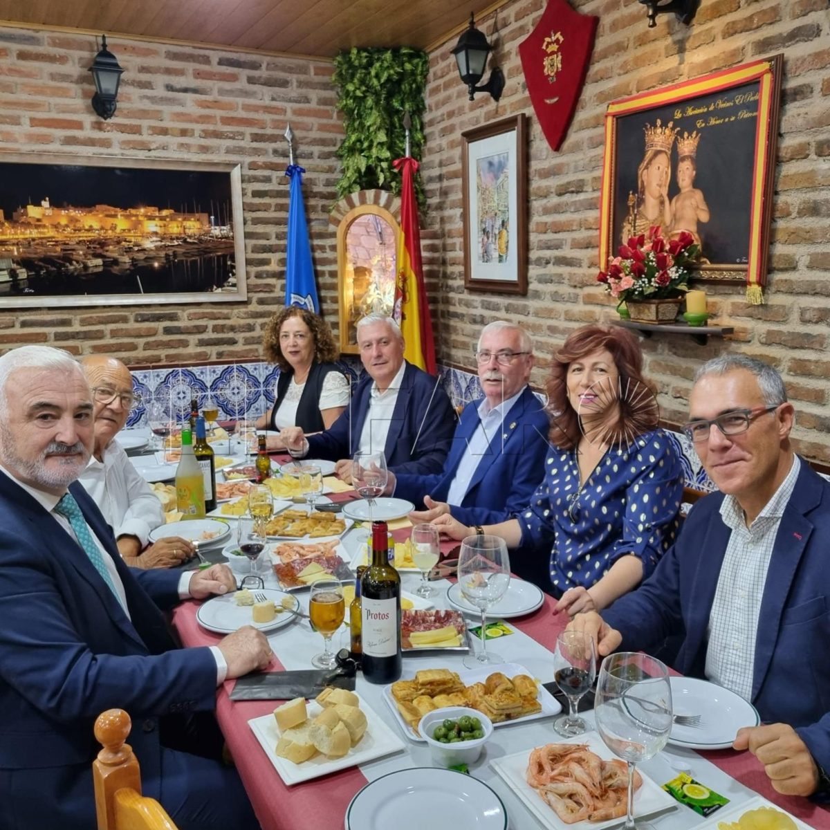 La Asociación de Vecinos del Pueblo celebra el Día de Melilla