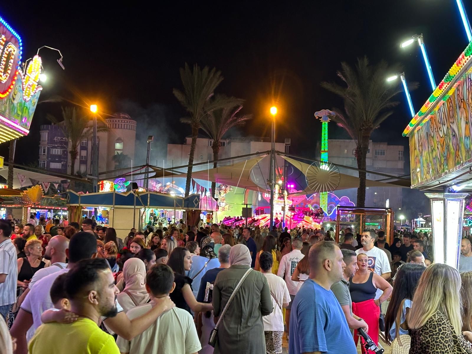 Díaz valora positivamente la feria, que ha generado cuatro millones de euros