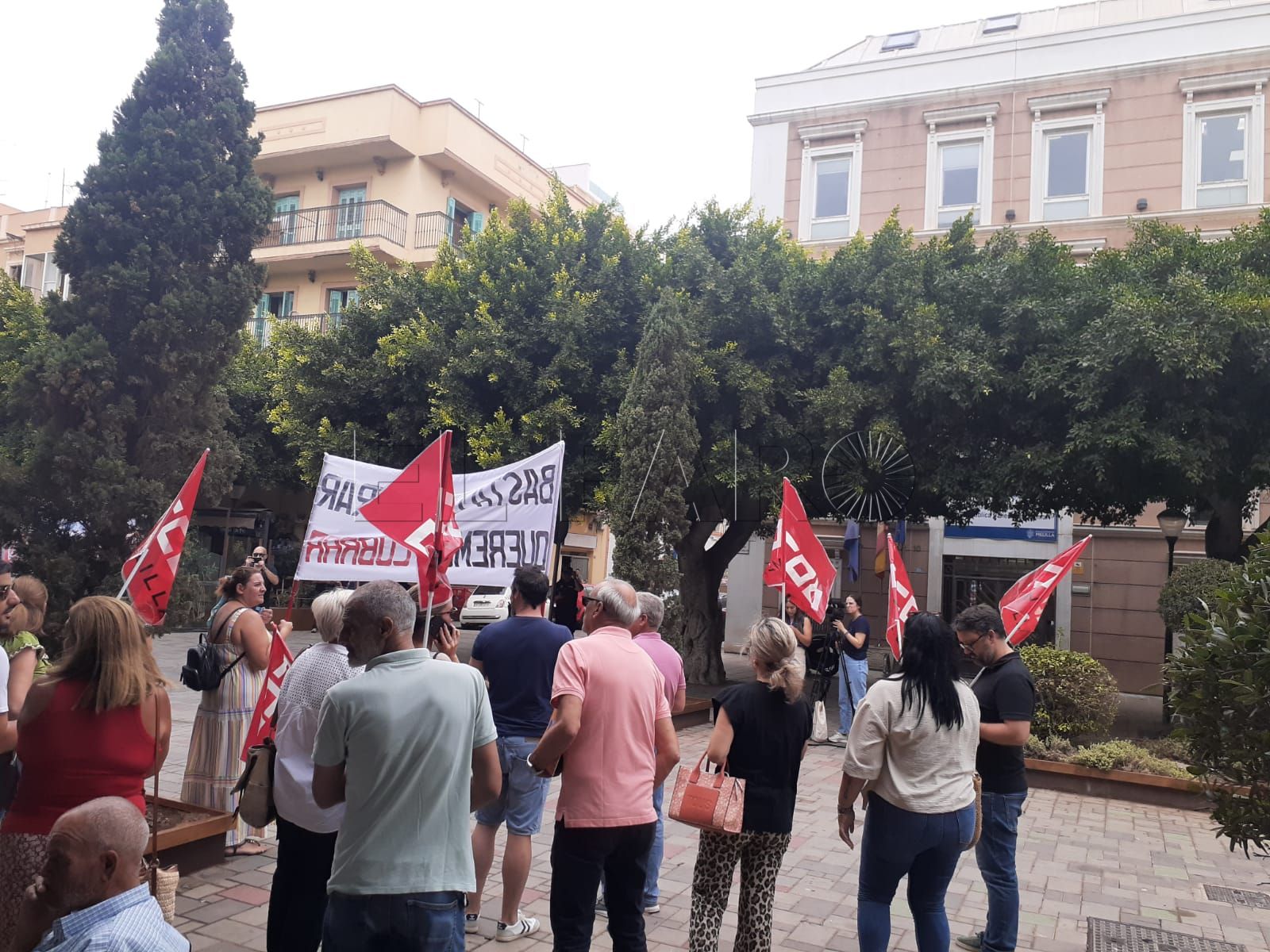 Concentración frente a Políticas Sociales por carestías de la empresa Alvalop