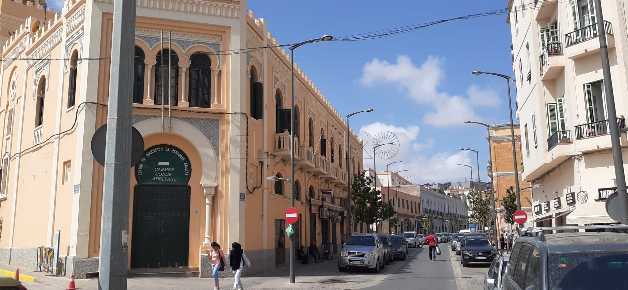 CEPROMEL opta por poner una zona azul para paliar la falta de aparcamientos