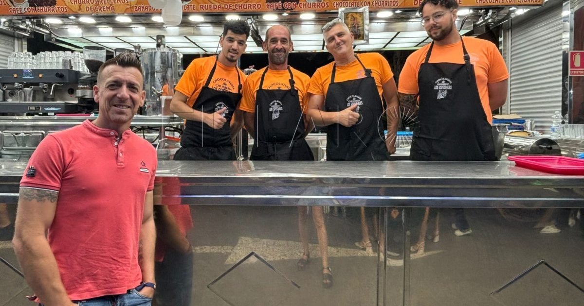 'Los especiales' uno de los puestos más antiguos de la Feria de Melilla