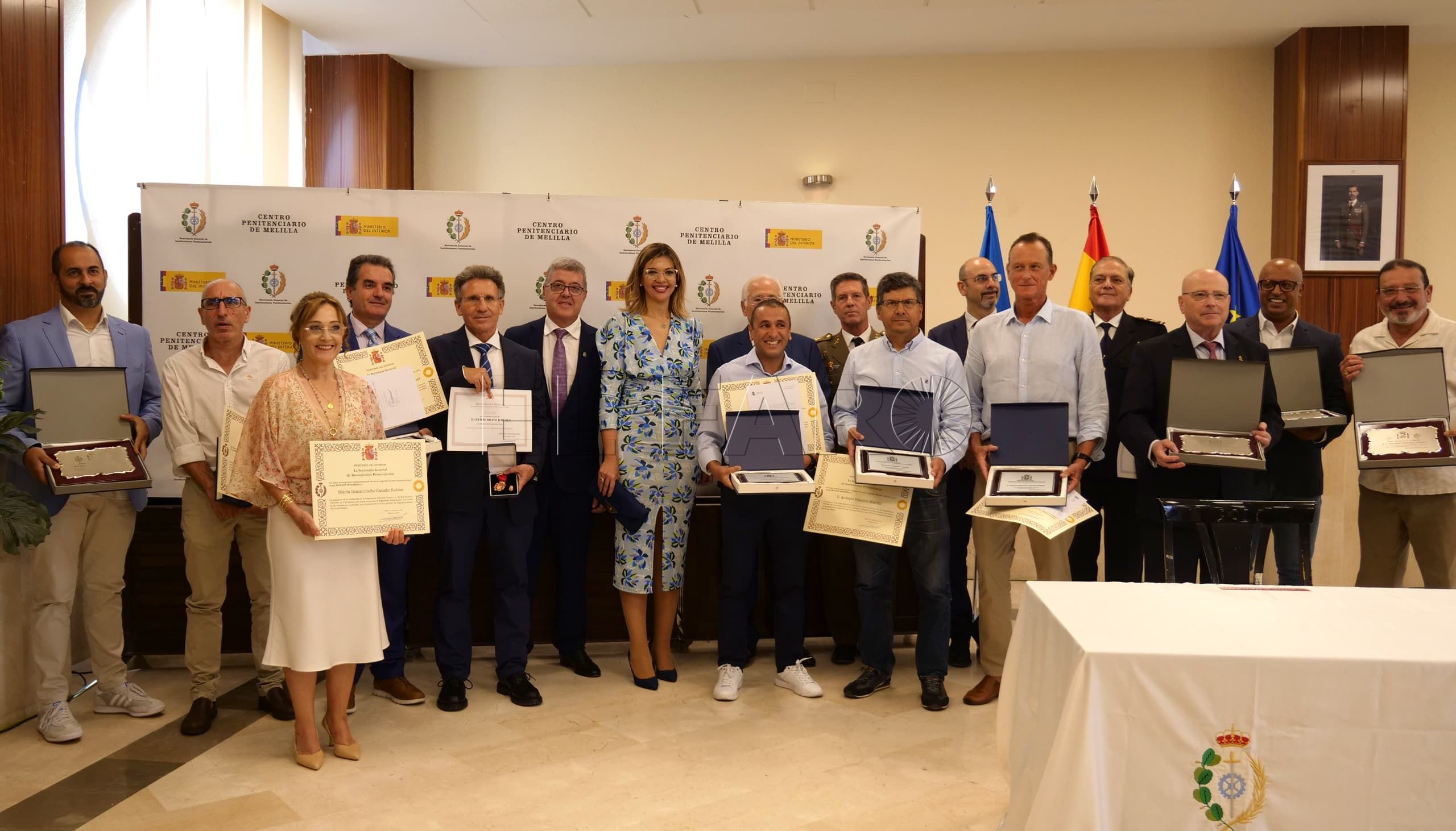 Moh destaca la profesionalidad y humanidad de los profesionales del centro penitenciario