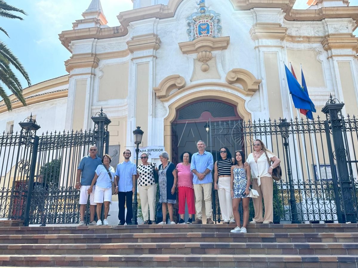 La plaza de toros de Melilla sorprende a los vecinos de San Martín del Tesorillo