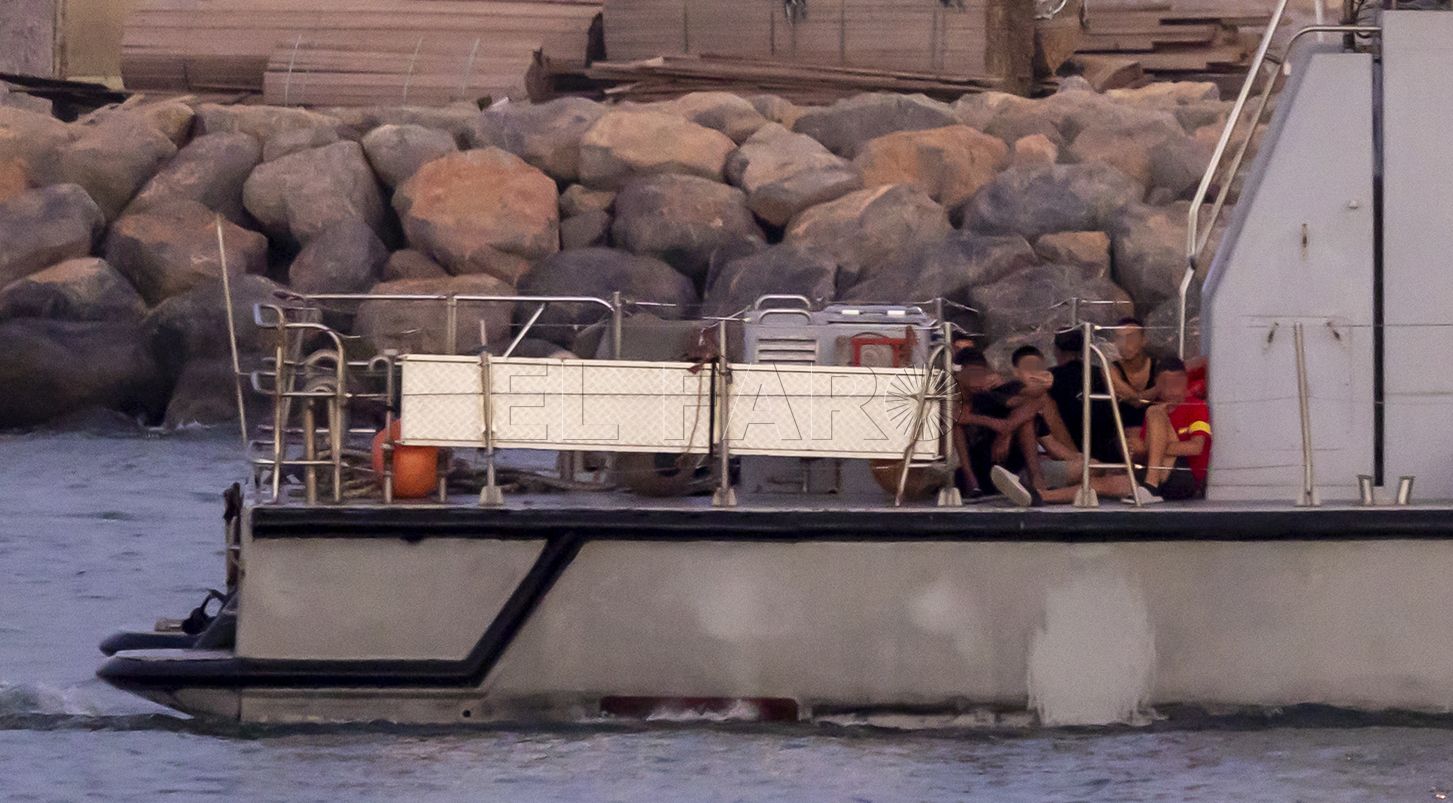 Un juzgado de Ceuta declara ilegales las devoluciones en caliente de migrantes en el mar